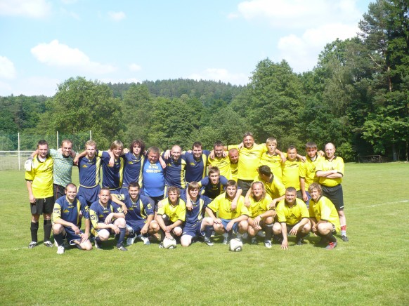 Dokopná+oslava postupu 2010